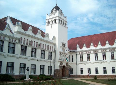 Sárospataki Comenius Tanítóképző Főiskola homlokzatfelújítás