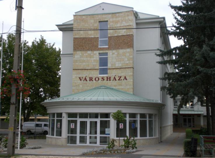 Encs Városháza és Piac rekonstrukciója